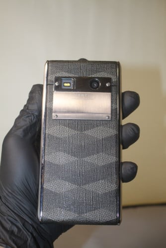 Vertu Aster Chivron England hand made, for bussiness man.