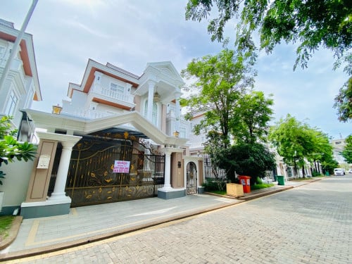 Villa Queen for rent at Peng Houth 60m Somdac Hun Sen Blvd