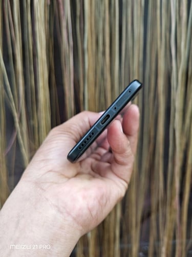 Vivo X200 Pro 16g/512g_CH(វៃដូរបាន)👉$575