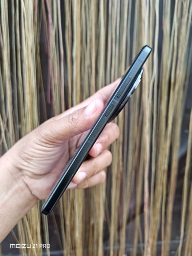Vivo X200 Pro 16g/512g_CH(វៃដូរបាន)👉$575