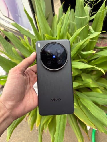 Vivo X200ultra 16+16 512G CH 729$