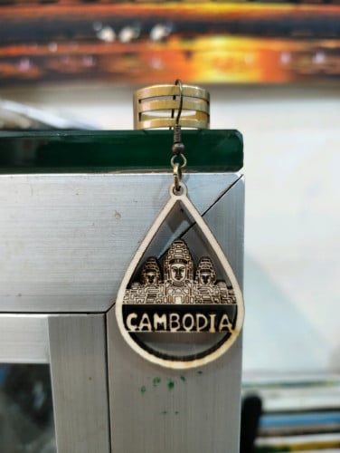 Wooden Earrings ក្រវិលឈើ