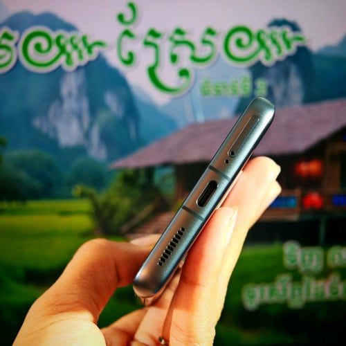 Xaiomi 12 5G (Global) 99%(វ៉ៃដូរបាន)មានធានាច្បាស់លាស់ត្រឹមត្រូវ