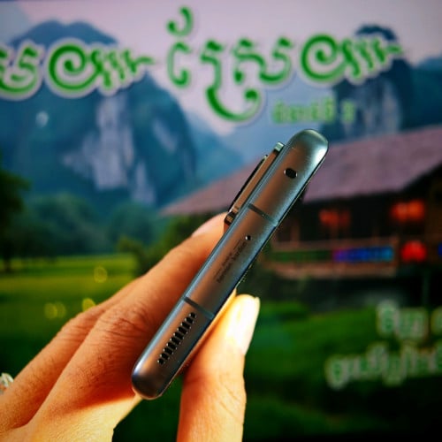 Xaiomi 12 5G (Global) 99%(វ៉ៃដូរបាន)មានធានាច្បាស់លាស់ត្រឹមត្រូវ