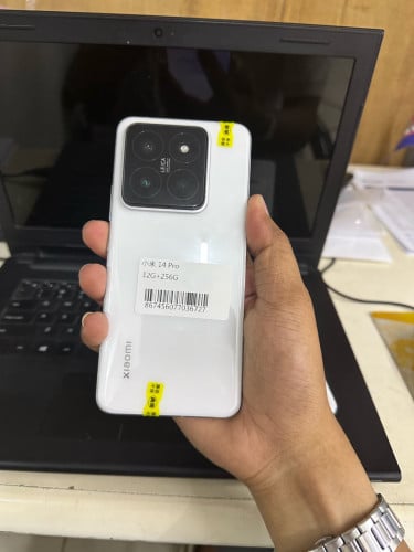 Xiaomi 14 Pro