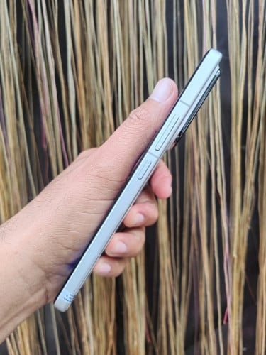 Xiaomi 15 Pro 12g/256g_CH(វៃដូរបាន)👉$435