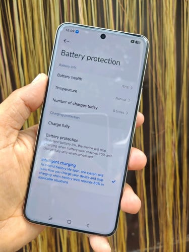 Xiaomi 15 Pro 12g/256g_CH(វៃដូរបាន)👉$435