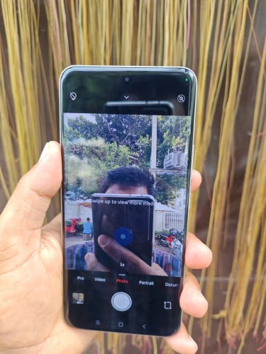 Xiaomi 15 Pro 12g/256g_CH(វៃដូរបាន)👉$435