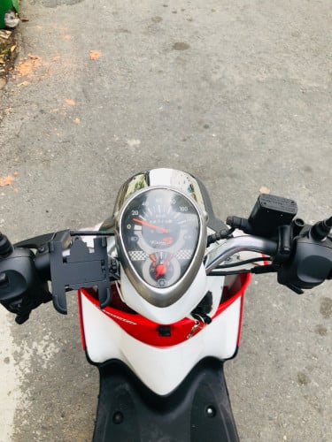YAMAHA FILANO ( year 2009, 115cc, form Japan)
