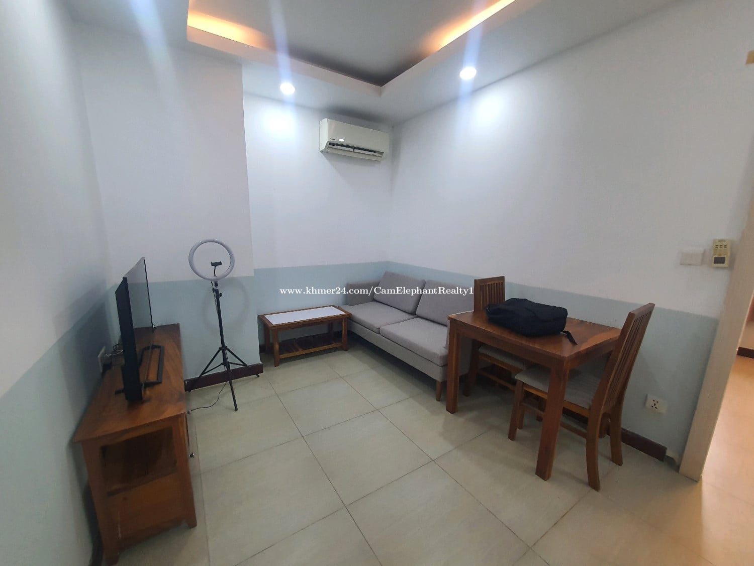 Western 1Bedroom Condo BKK2 near Olympic
