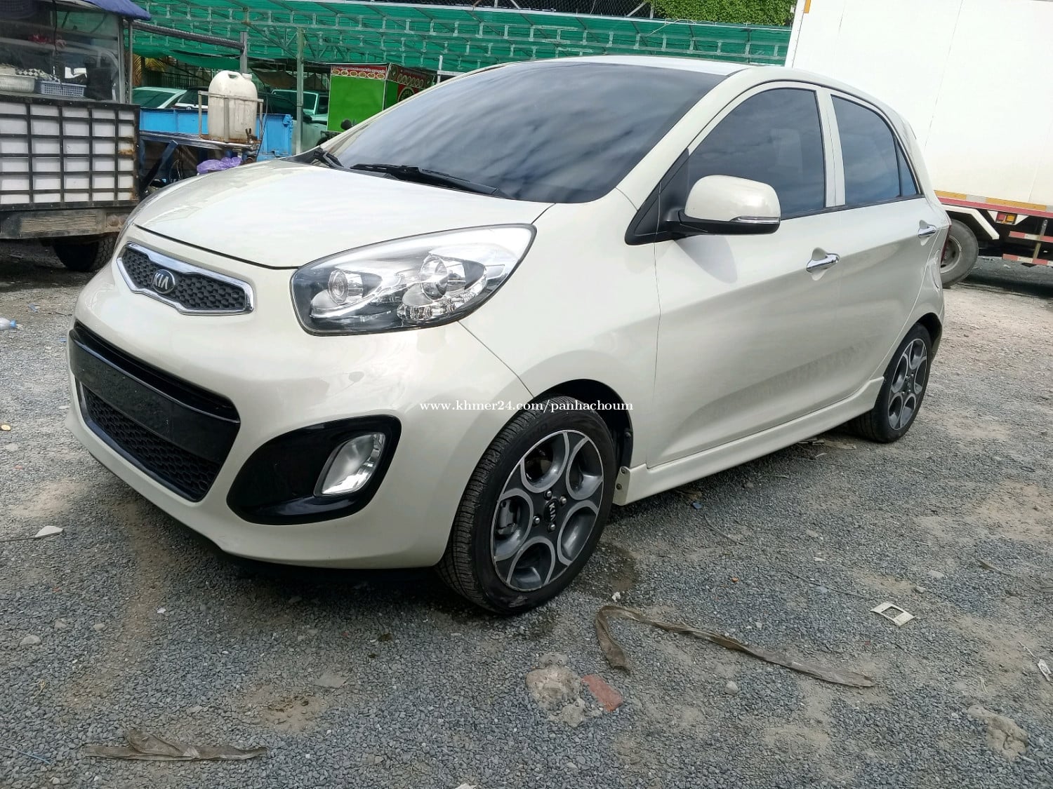 ស្អាតខ្ចីញេញ Kia morning 013 h full LPG