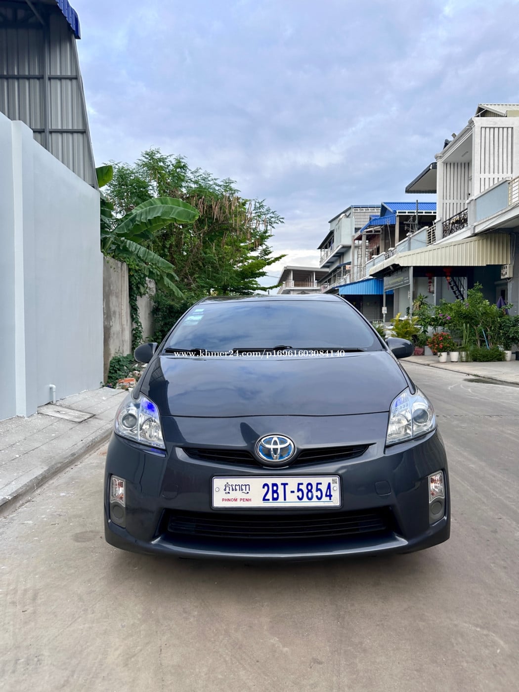 លក់ Prius 2011 Option2 Android&កាប៊ោនហើយ ធានាទឹកថ្នាំសុីនមួយជុំ