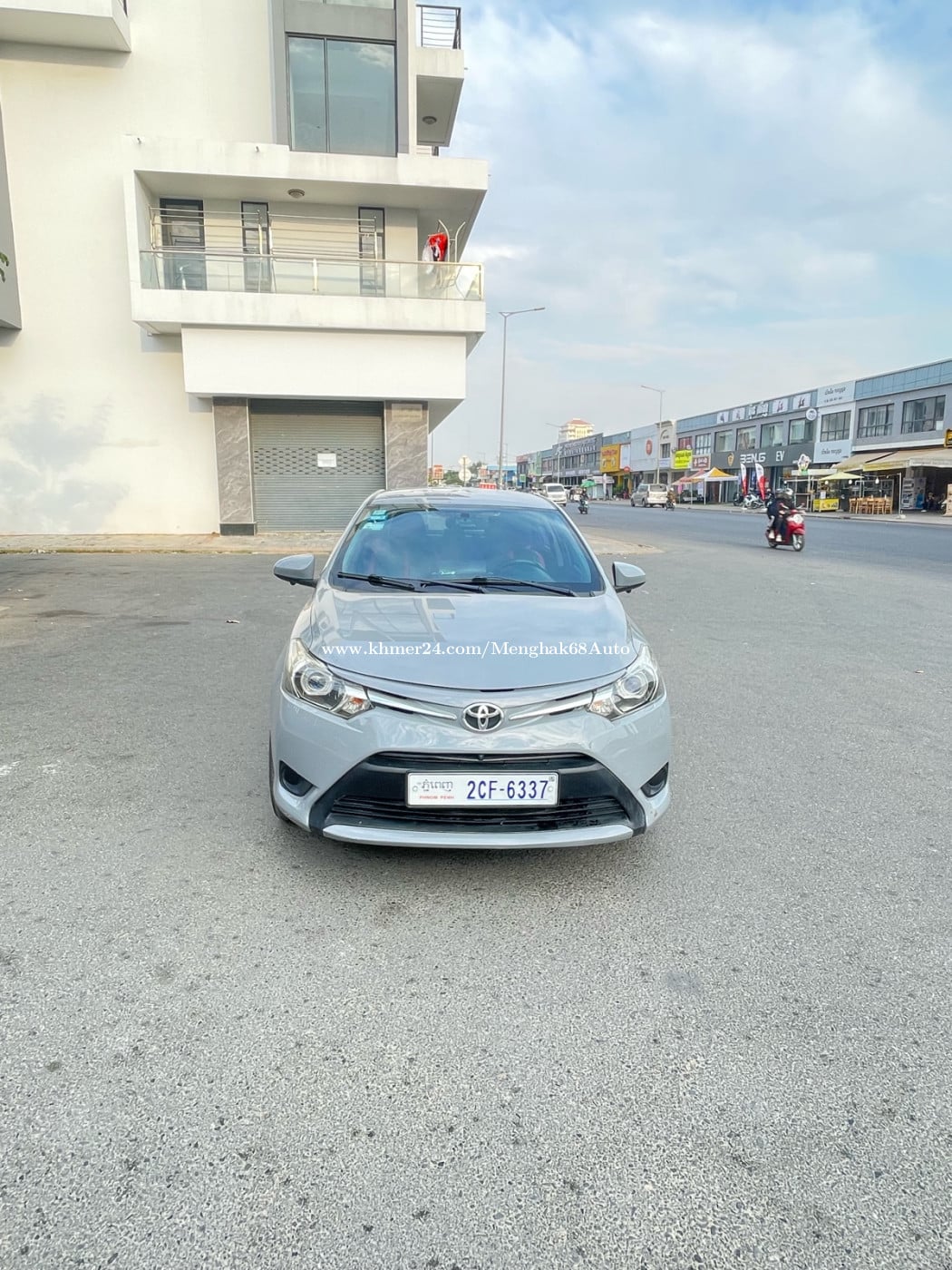 ឡានលក់ Toyota vios 014 ធានាឡានស្អាតអត់បុក១០០% ឯកសារគ្រប់ទិញពីម្ចាស់ដើម លេងគុជម៉ាញ៉េអែនត្រូយហើយ ។