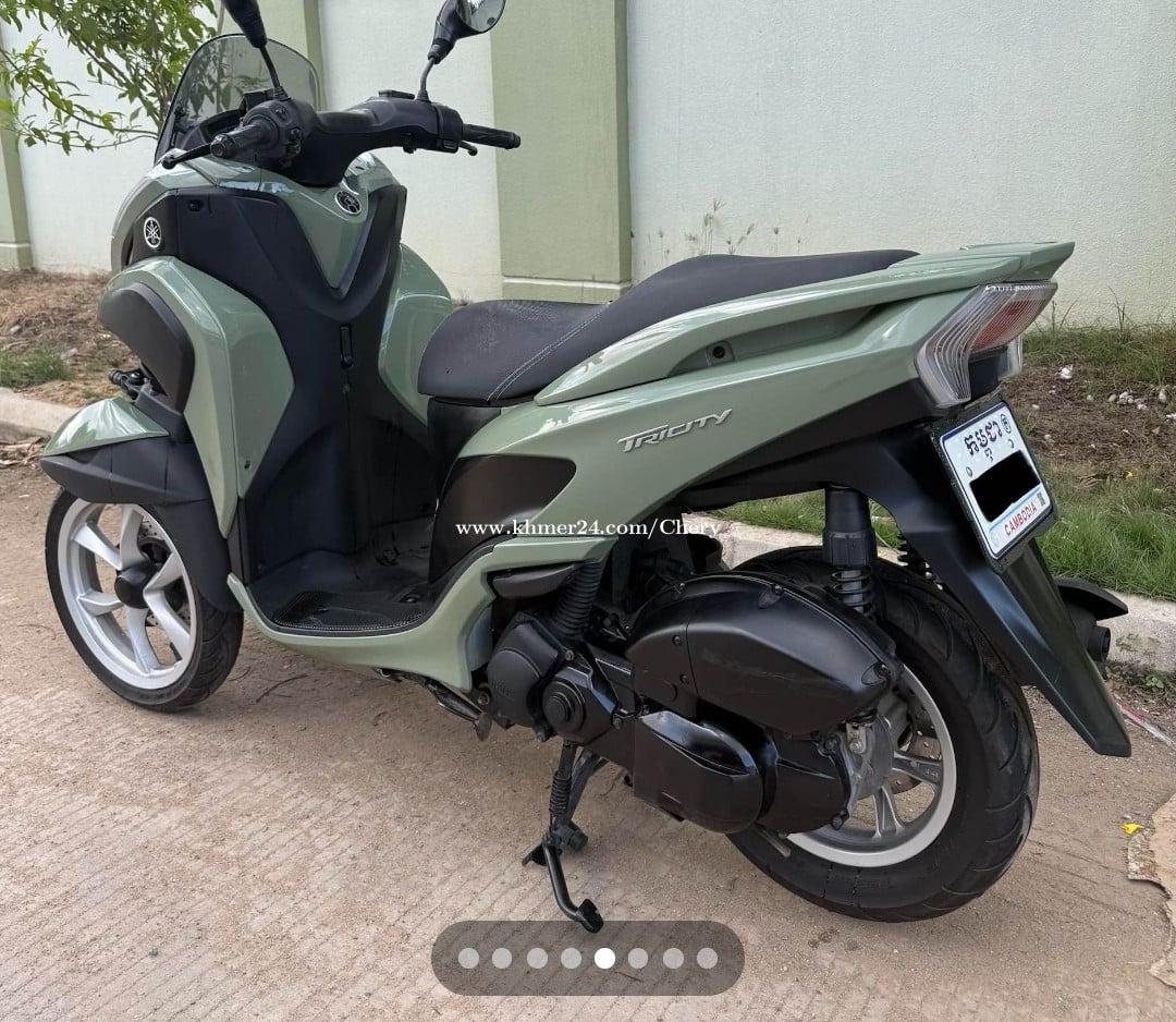 លក់ម៉ូតូ Yamaha triciti