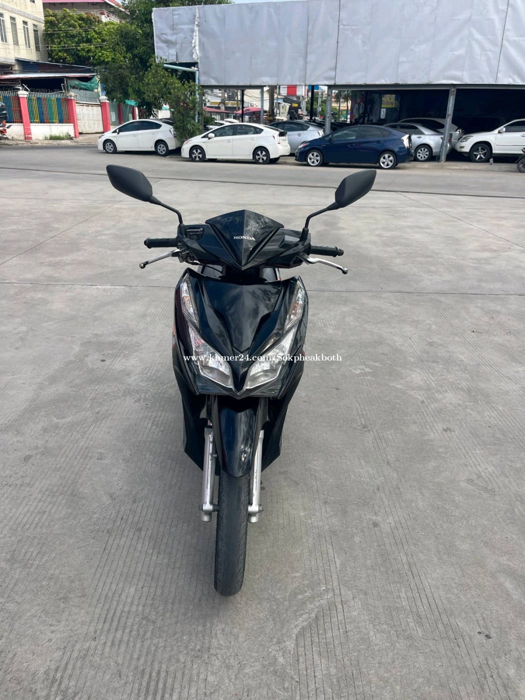 Click 015ថៃ