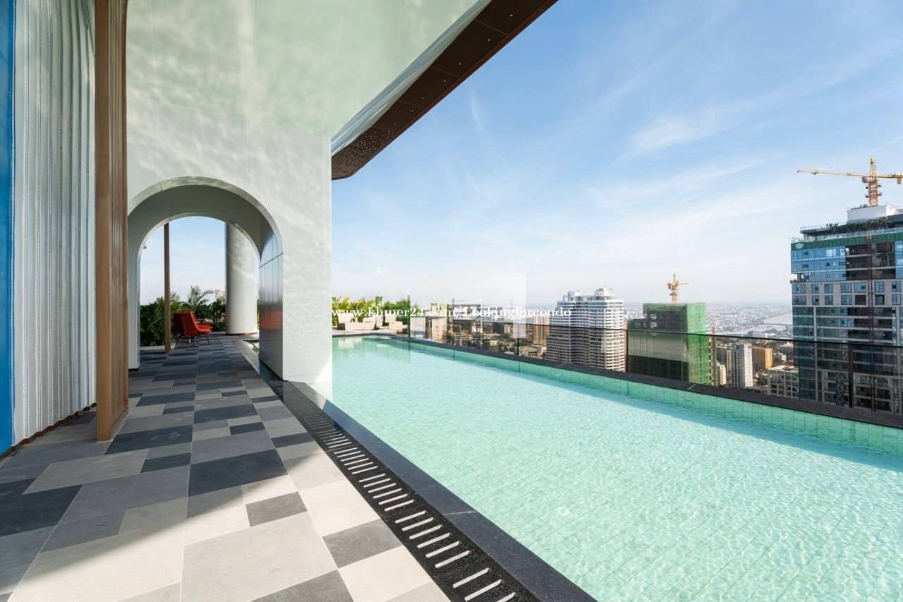 Condo For Sale in BKK1 New Condo