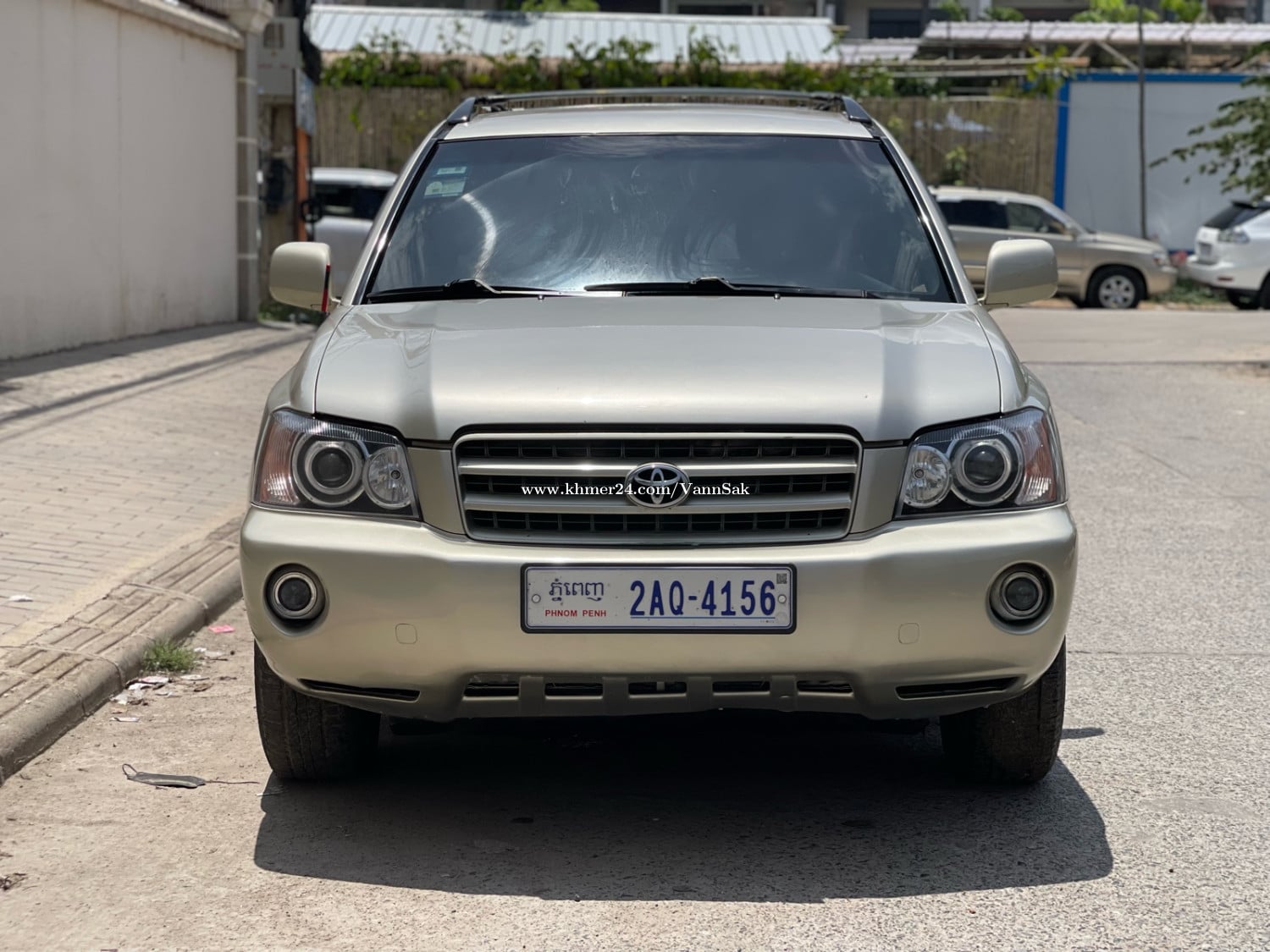 Highlander 2002 V6 ប៉ុង1 ប្រភេទឡានស្អាត