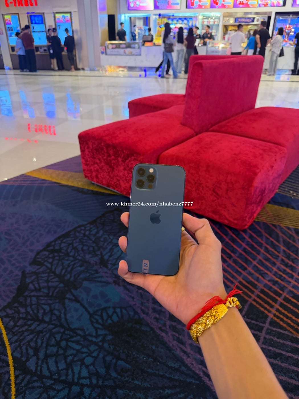 iPhone 12 Pro 256G សានុំសុីនណែន ស្អាត99% តម្លៃ 270$
