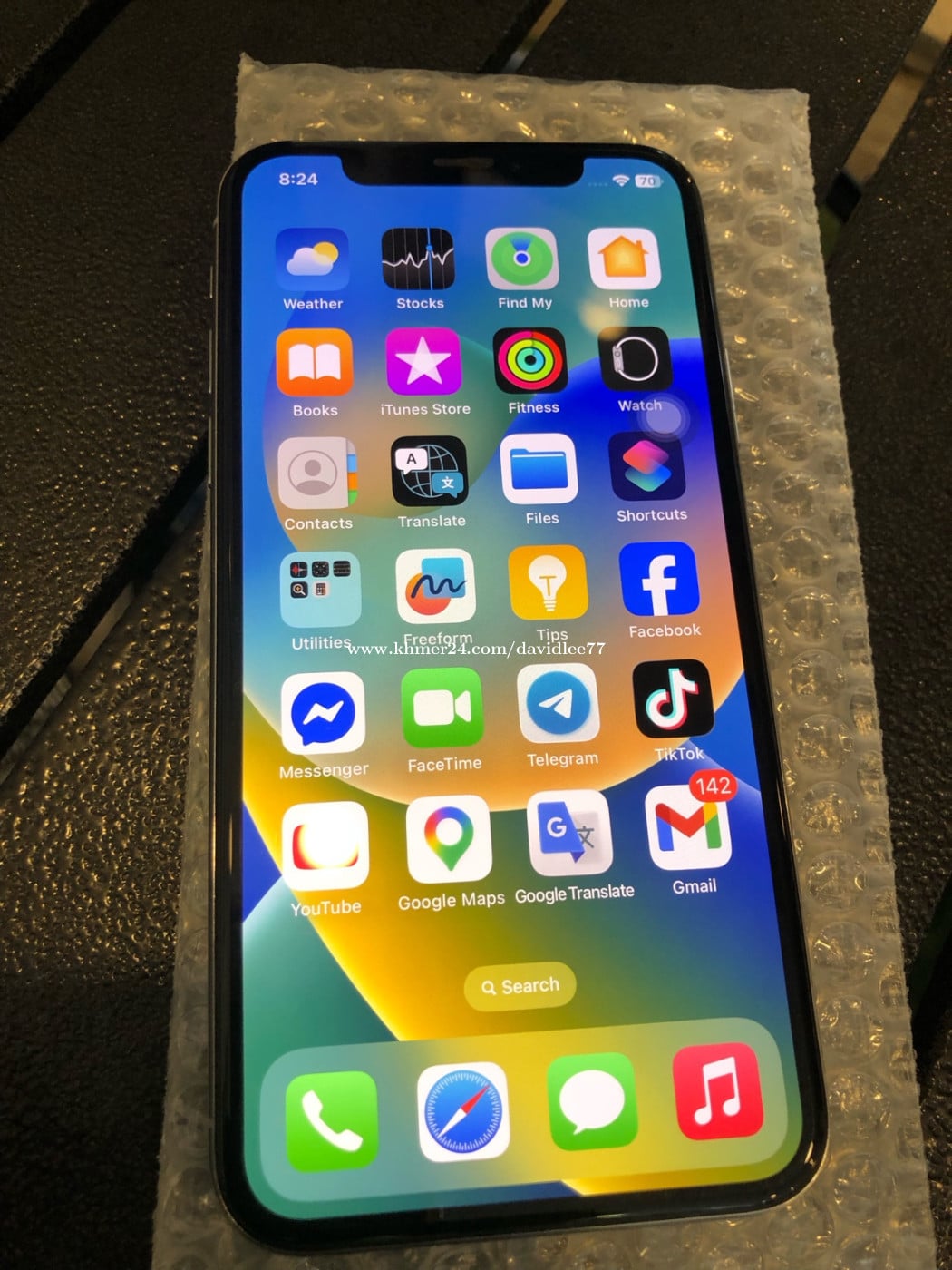 iPhone X 64 នៅសំនំសីនមានស្កេនតួនៅ98%