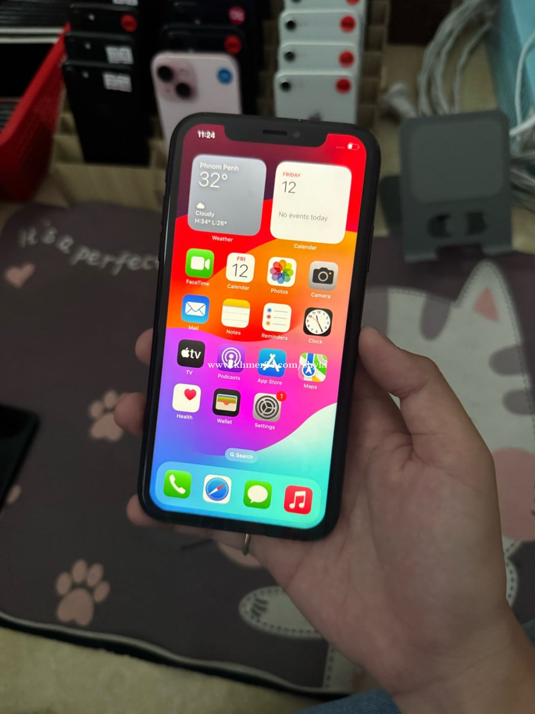 iPhone XR 64GB អេក្រង់សុីន ស្គេន ដូរថ្ម94% តួ99% តម្លៃ 65$
