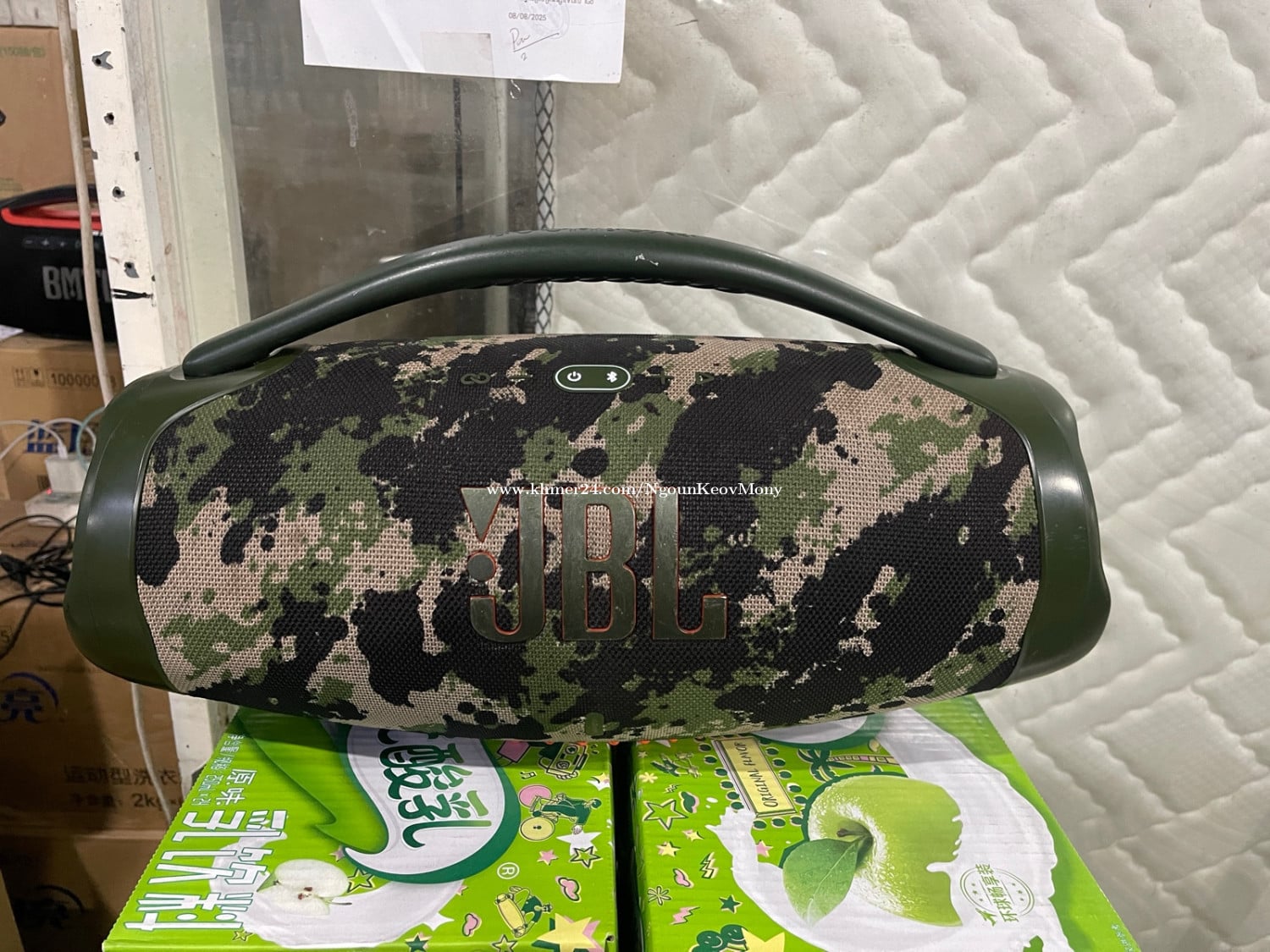 JBL Boombox 3