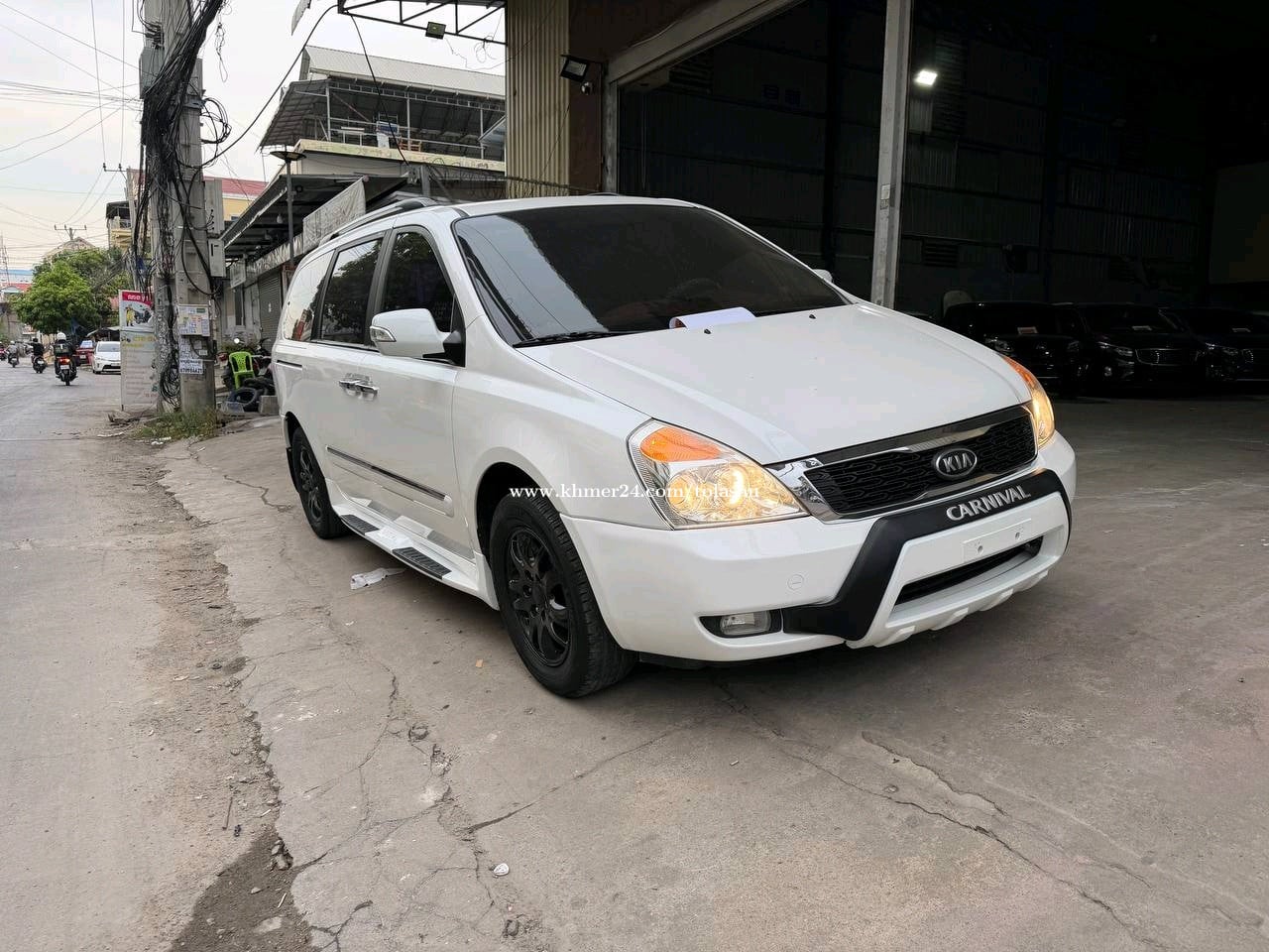 Kia Carnival 2012full option