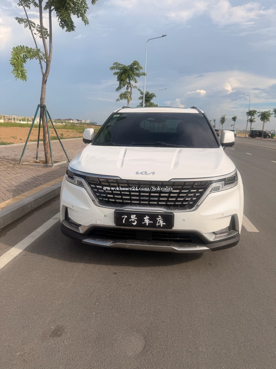 Kia CARNIVAL ឆ្នាំ2022 V6សាំង ថ្នាំសុីនមួយជុំ