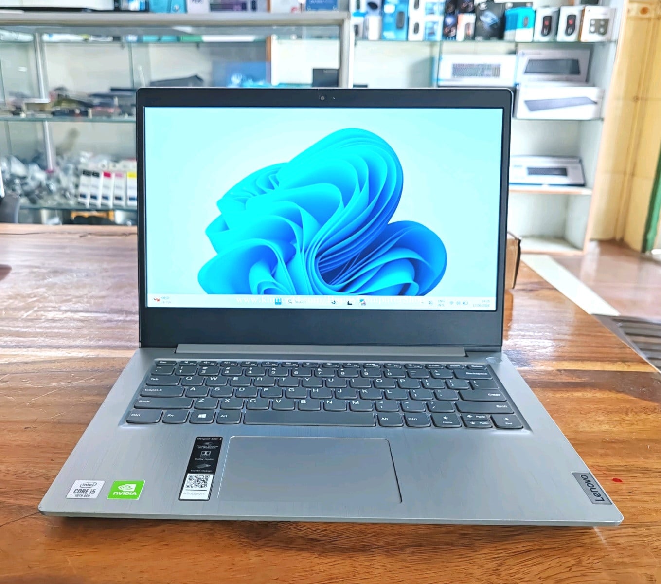 Lenovo Ideapad81WD(មួយទឹក98%)ស្អាតធានាជូន2ខែទំហំ 14” FHD 👉