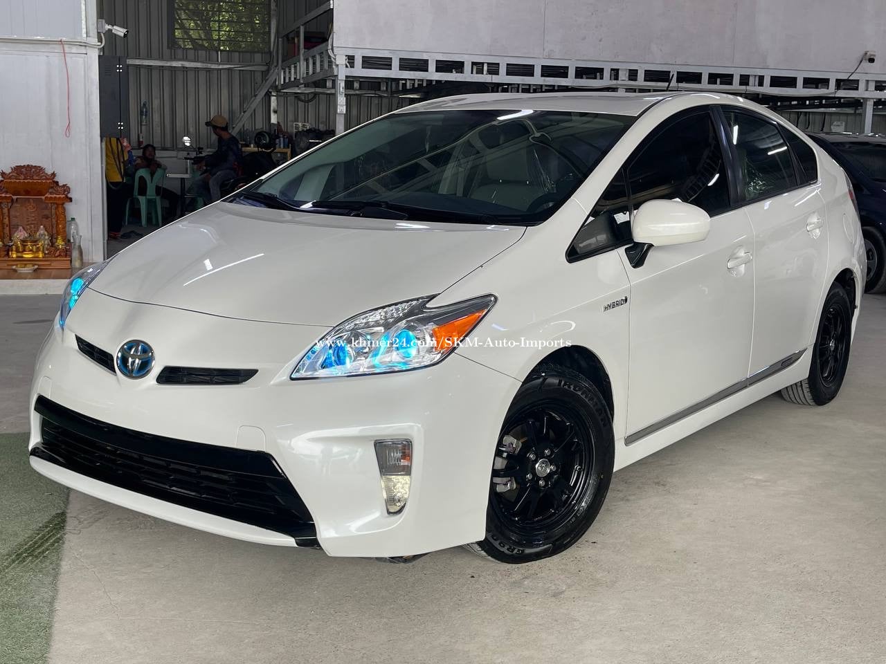 Prius 013 option 3 សូម ចុចលីងខាងក្រោមដើម្បើសួរពត៍មានបន្ថែម