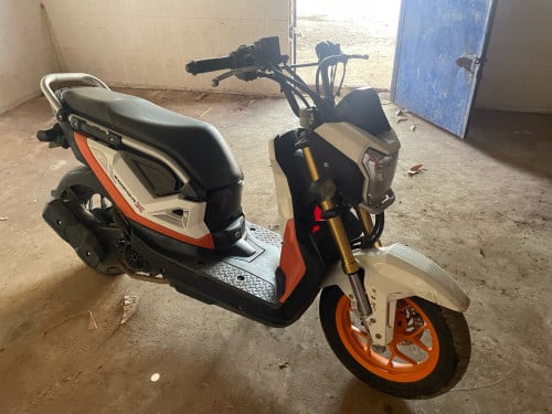 ម៉ូតូលក់