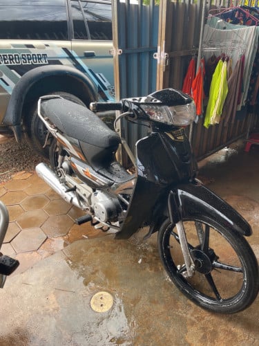 ម៉ូតូលក់