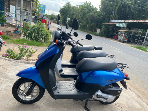 ម៉ូតូលក់ថ្មីប៊ិច