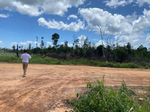 ដីលក់បន្ទាន់!