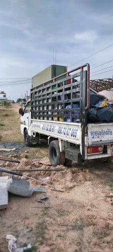 ឡានជួលដឹកអីវ៉ាន់