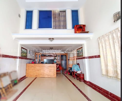 ផ្ទះល្វែងកែង២ជាន់ សំរាប់លក់ ច្បារអំពៅ ជិតកោះពេជ្រ