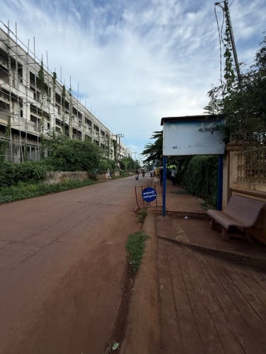 ដីជួល 20x90m