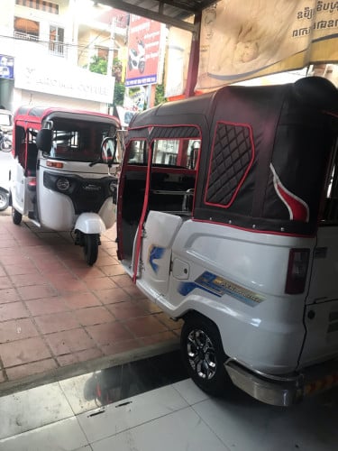 កង់បីលក់
