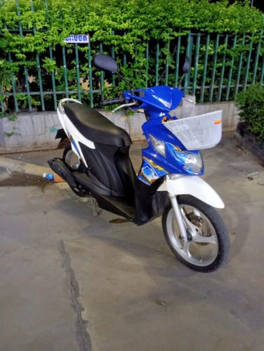 ម៉ូតូលក់ប្រញាប់លុយ