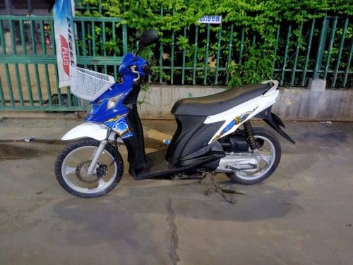 ម៉ូតូលក់ប្រញាប់លុយ