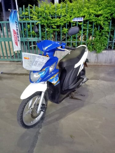 ម៉ូតូលក់ប្រញាប់លុយ