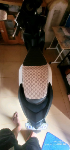 លក់បន្ទាន់លុយបង់ធនាគារ