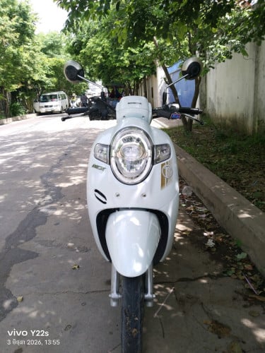 លក់018