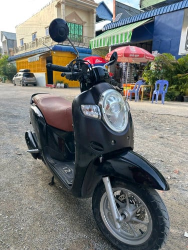 លក់018