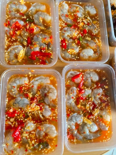 ជ្រក់បង្គារនឹងជ្រក់ក្តាមសេះ រស់ជាតិពិសេស 1ប្រអប់20,000៛