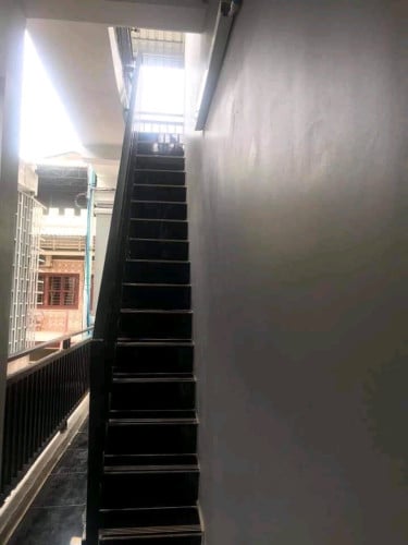 ផ្ទះលក់ មានចំនូល 2500-3000$ក្នុងខែ ស្រាប់