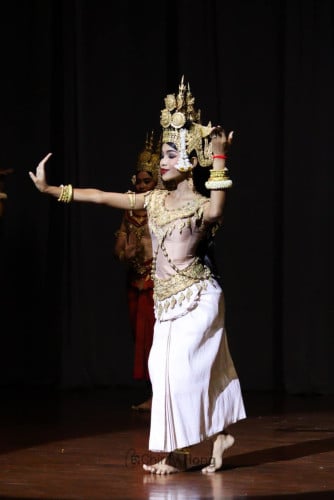ទទួលថតរូបយ៉ាងតិច ២ម៉ោង តម្លៃ 50$
