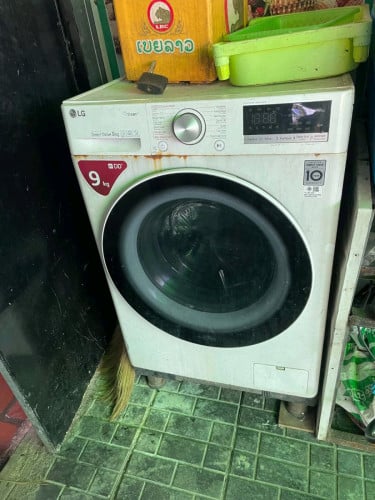 ម៉ាស៊ីនបោកគក់នៅថ្មី90%