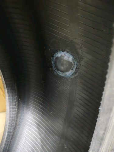 សំបកកង់ឡាន Bridgestone R18 55R/235 y2424