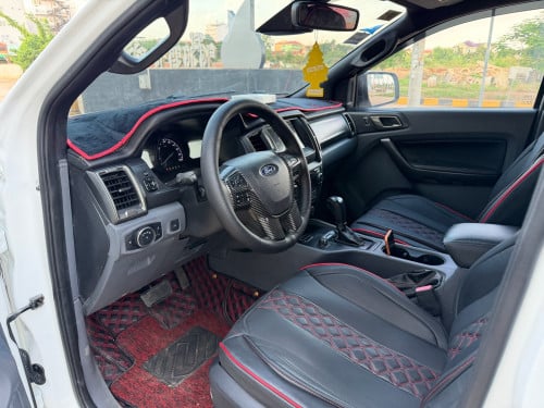 ឡានប្រើផ្ទាល់Ford wildtrak 018 ធានាជូនបងប្អូនឡានស្អាតទឹកថ្នាំសុីនច្រើន90% ម៉ាសុីនប្រអប់លេខអេម