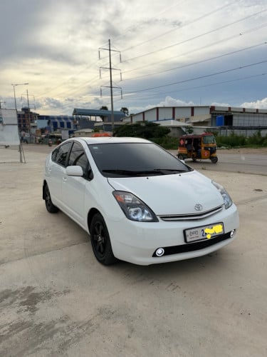 ឡានfull អាគុយឆ្នាំ 014 សំណុំមួយធុង